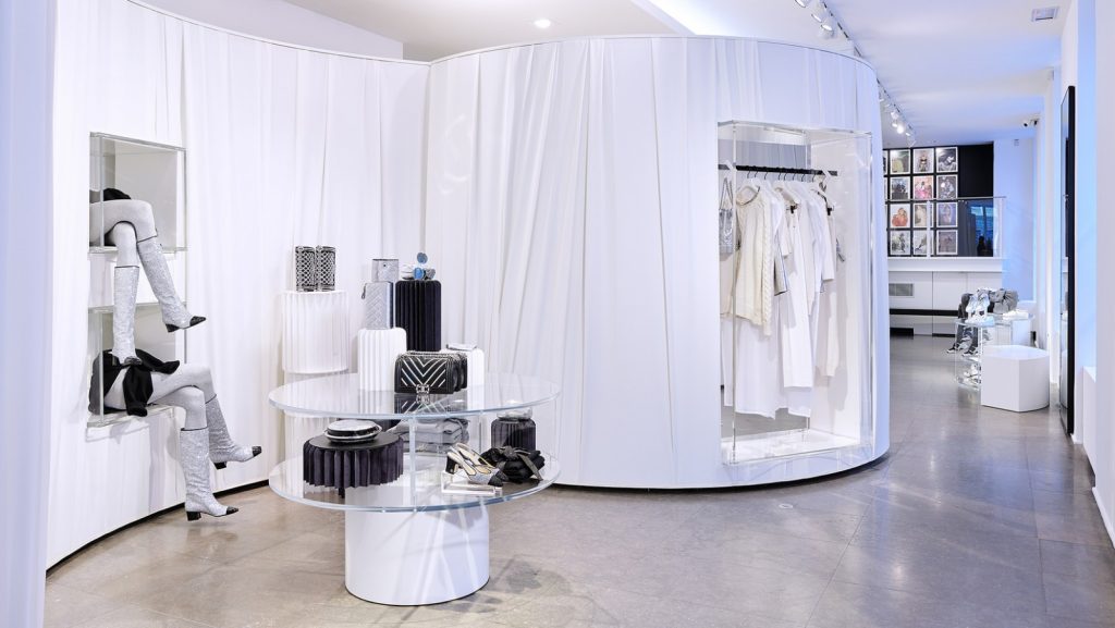 Colette-Chanel-TheLuxuryTrends