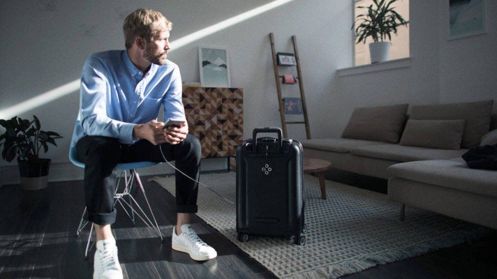 Bluesmart-maleta-inteligente-TheLuxuryTrends