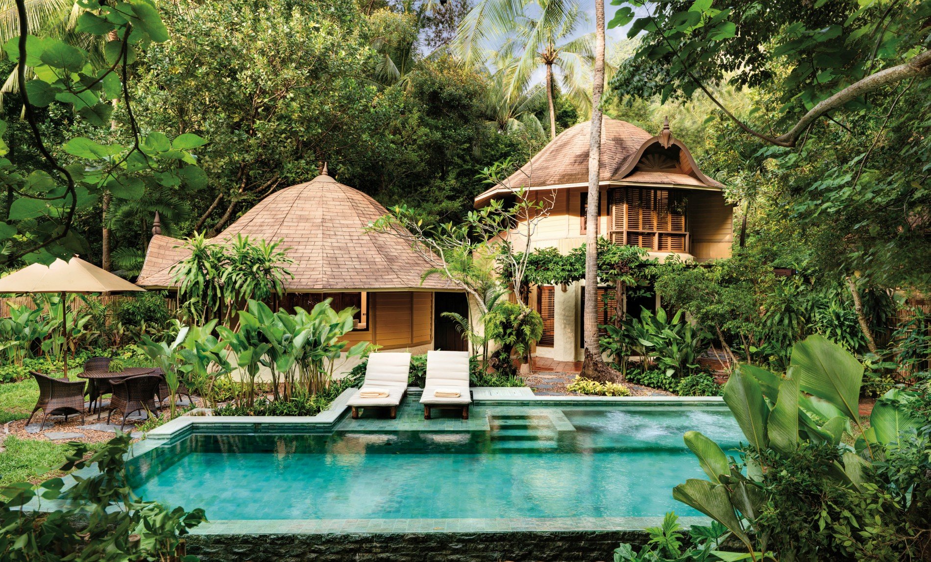 Rayavadee-Family-Pavillion-with-pool-exterior-TheLuxuryTrends